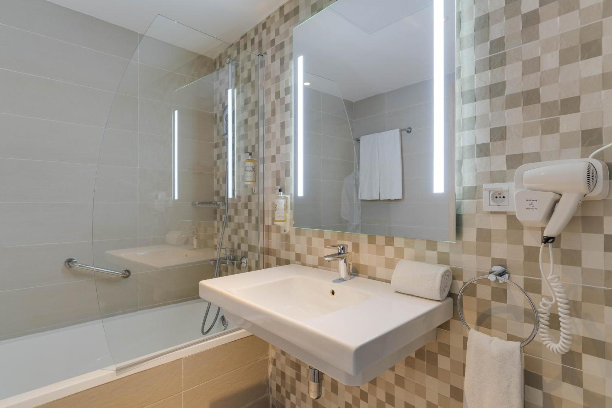 Pestana Tanger - City Center Hotel Suites & Apartments Bagian luar foto