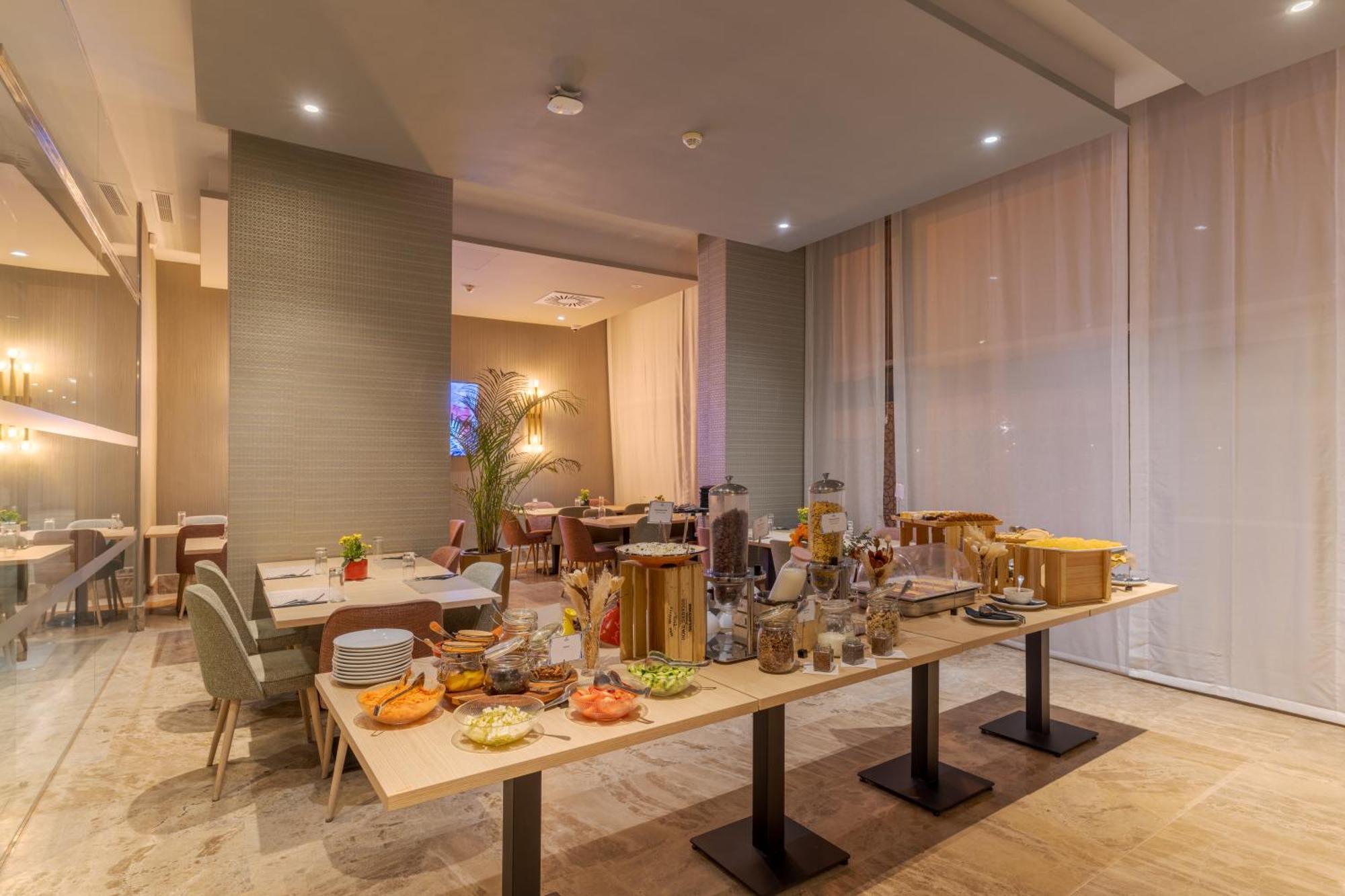 Pestana Tanger - City Center Hotel Suites & Apartments Bagian luar foto